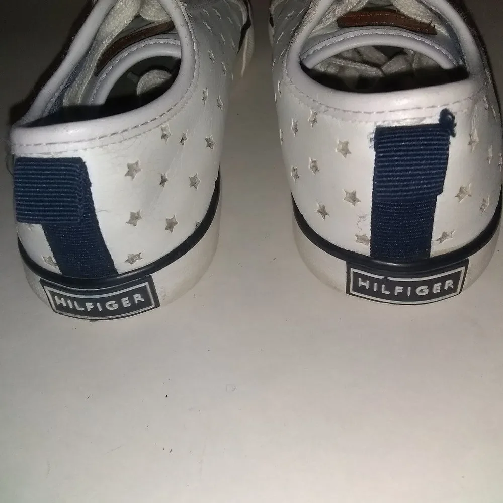 ⬇️⬇️⬇️Tommy Hilfiger Ashley Star Sneakers